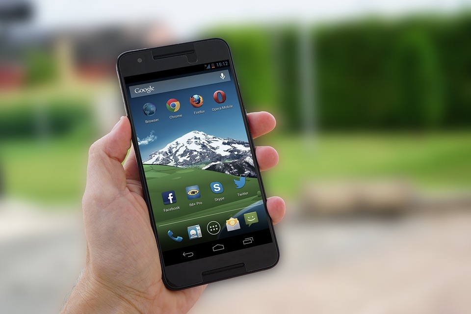 Buat Aplikasi Android Lebih Cepat dengan Kotlin: Sebuah Pengantar