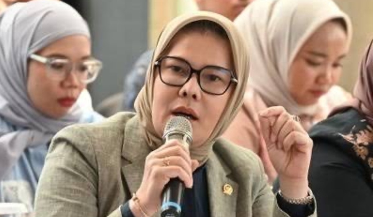 Komisi VII DPR RI Minta Poin Pelarangan Produksi dan Distribusi Air Minum Kemasan di SE Gubernur Bali Dihilangkan