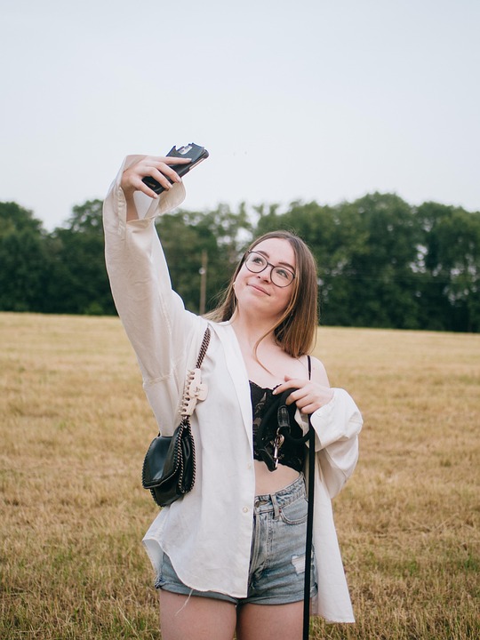 Mengukur Kesuksesan Influencer Marketing: Metrik dan Analisis yang Penting