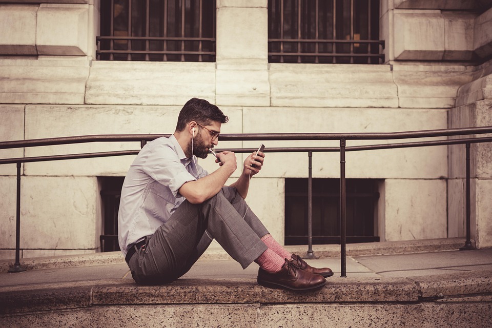 Monetisasi Aplikasi Mobile: Model Bisnis yang Menguntungkan