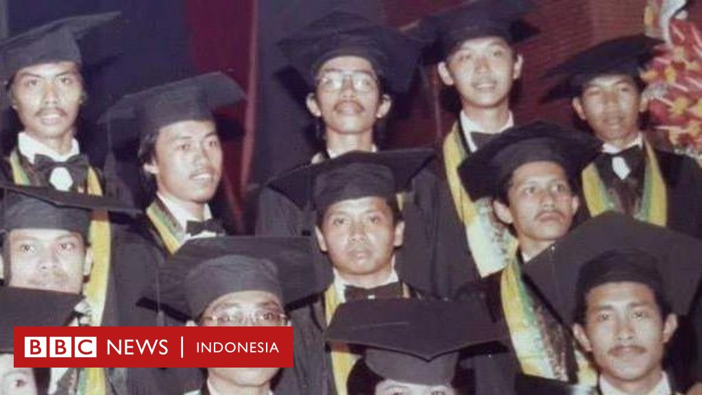 Polemik ijazah Jokowi – Apa saja tuduhan kejanggalan ijazah Jokowi dan apakah masih relevan?