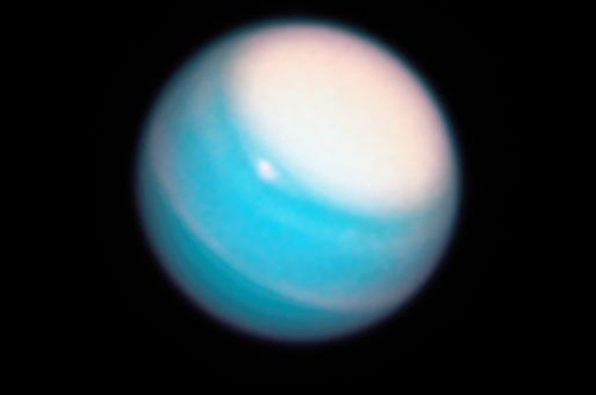 Rotasi Uranus Diperbarui Teleskop Hubble Temukan Perubahan Waktu Putaran Planet Es Raksasa
