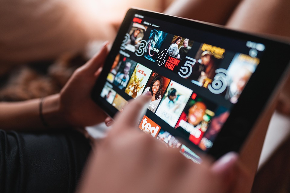 Rekomendasi Serial Netflix yang Wajib Ditonton